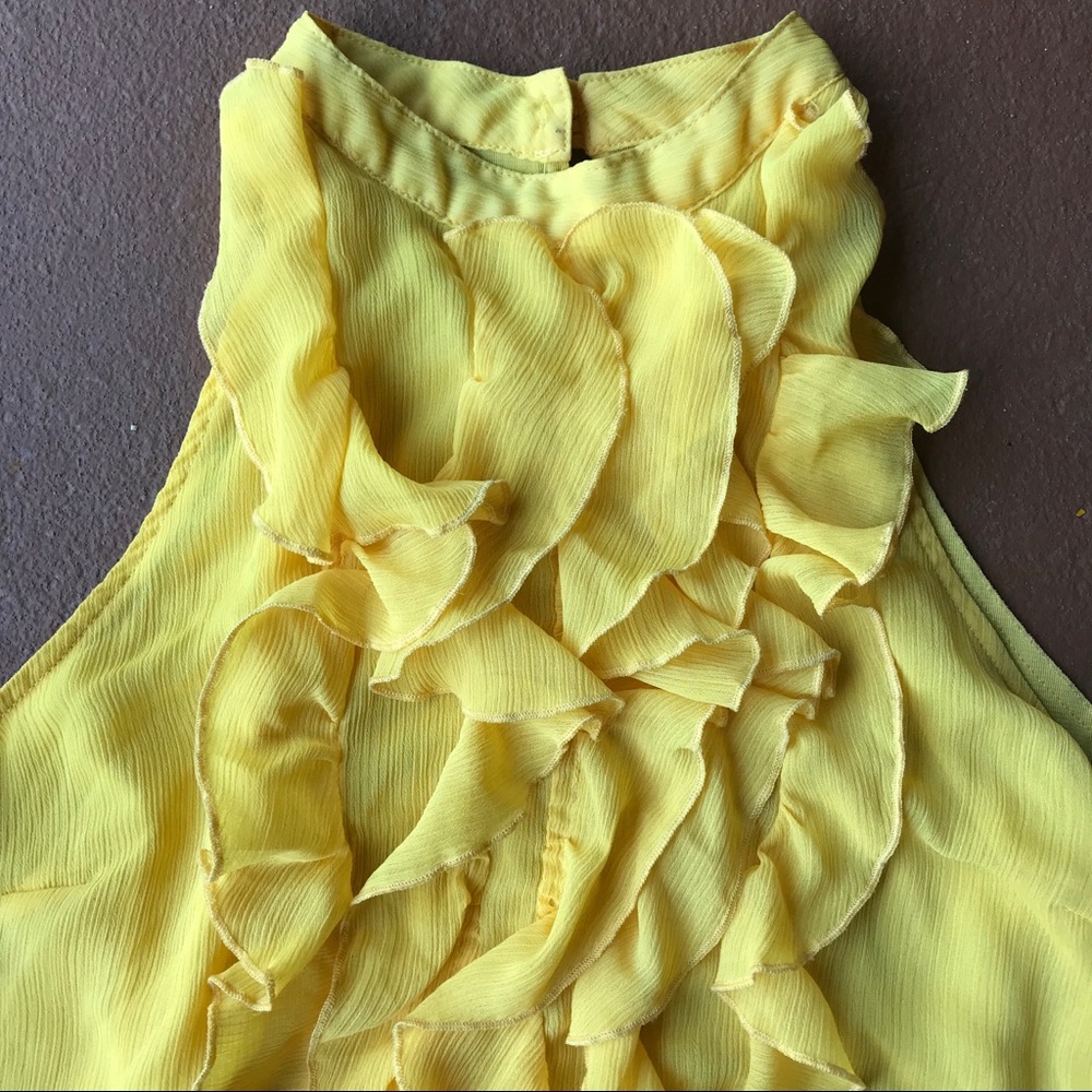 Xhilaration • Ruffle Top - Picture 2 of 4